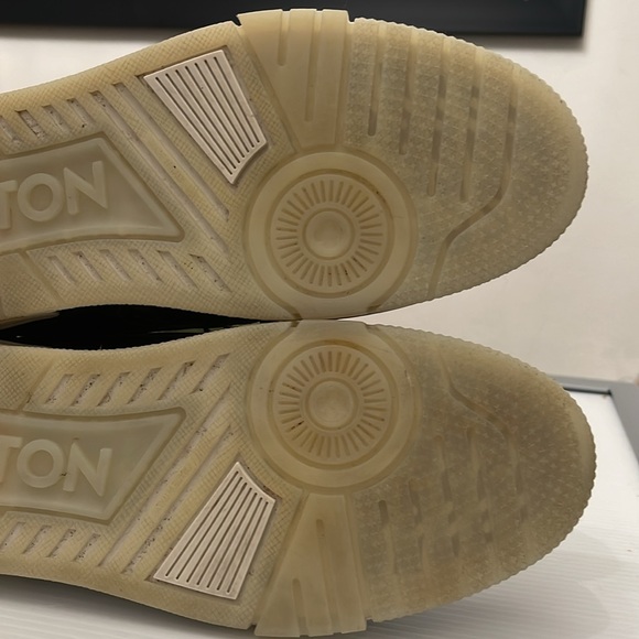 LOUIS VUITTON LEATHER SUEDE LOW SNEAKERS MENS UK SIZE 9 US SIZE 10.5 - Picture 15 of 16